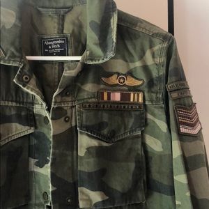 Abercrombie oversized camo jacket with fun patches
